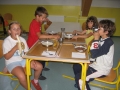 Potešimo laène želodèke, potem pa spet akcija ...